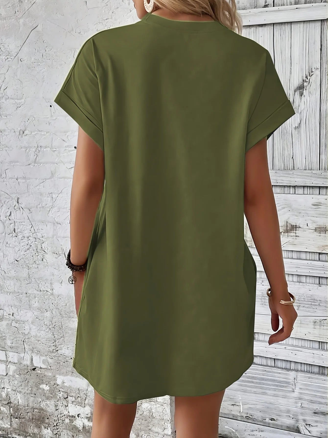 Heart Emblem Dress – Women’s Casual Above-Knee Loose Fit Shirt Dress